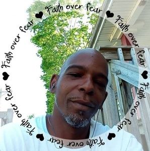 Meet your Posher, Quentin